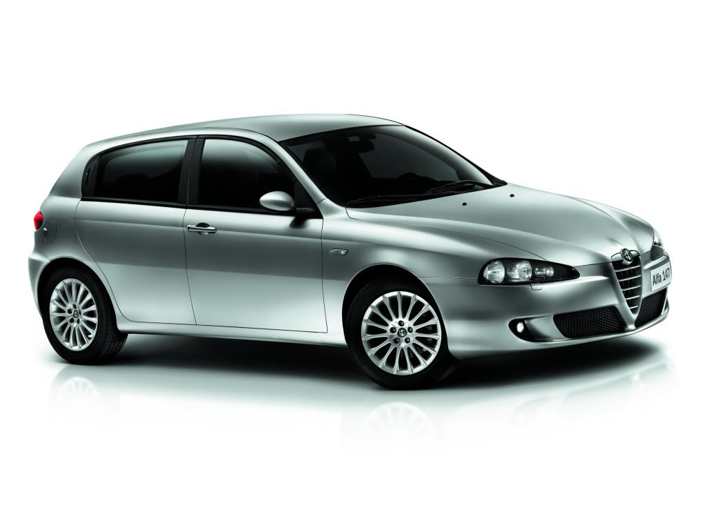 Alfa Romeo 147: 3 фото