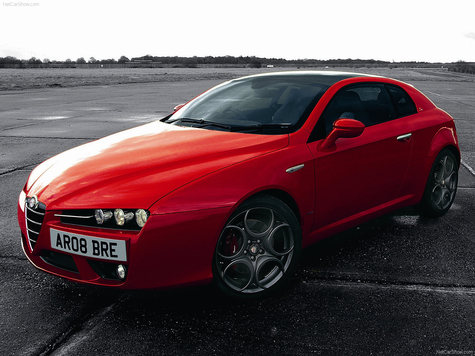 Alfa Romeo Brera: 4 фото