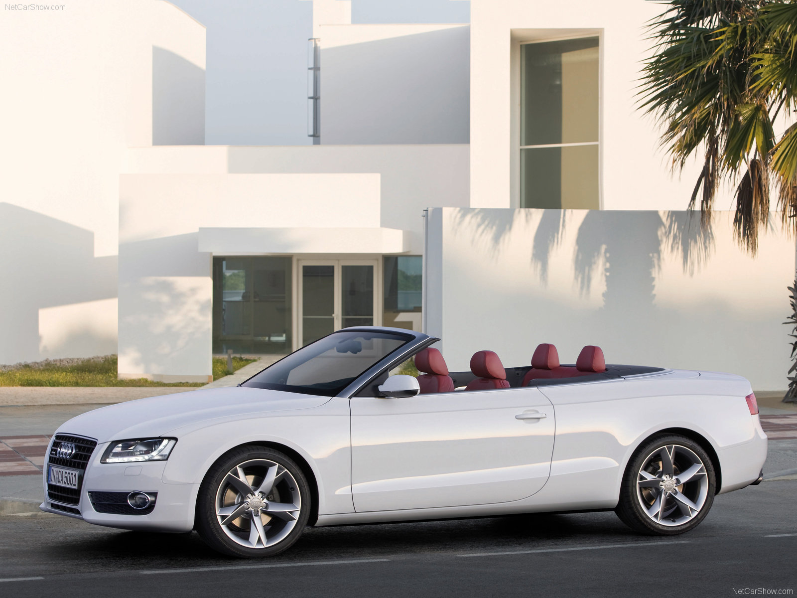 Audi A5 Cabriolet: 10 фото