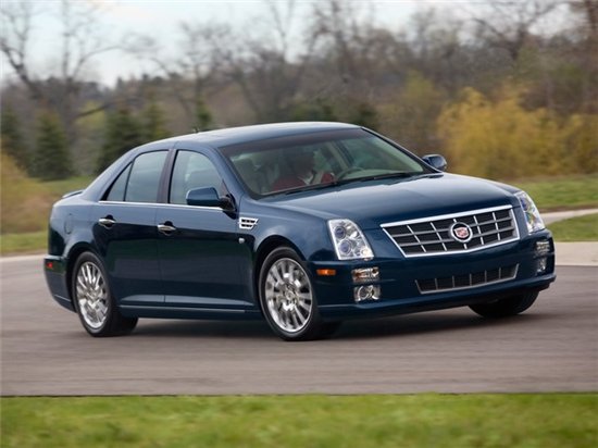 Cadillac STS: 8 фото