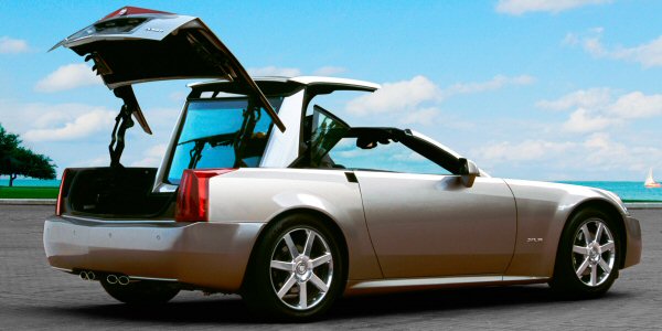 Cadillac XLR: 2 фото