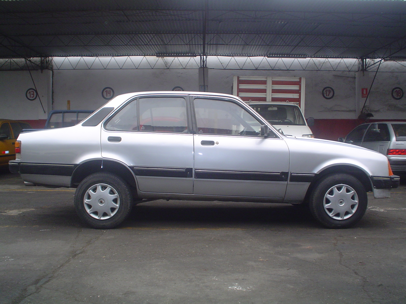 Chevrolet Chevette: 3 фото