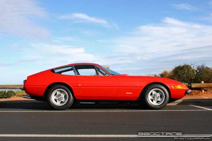 Ferrari 365 GTB/4: 8 фото