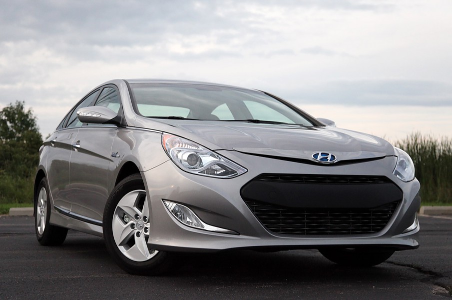 Hyundai Sonata Hybrid: 8 фото