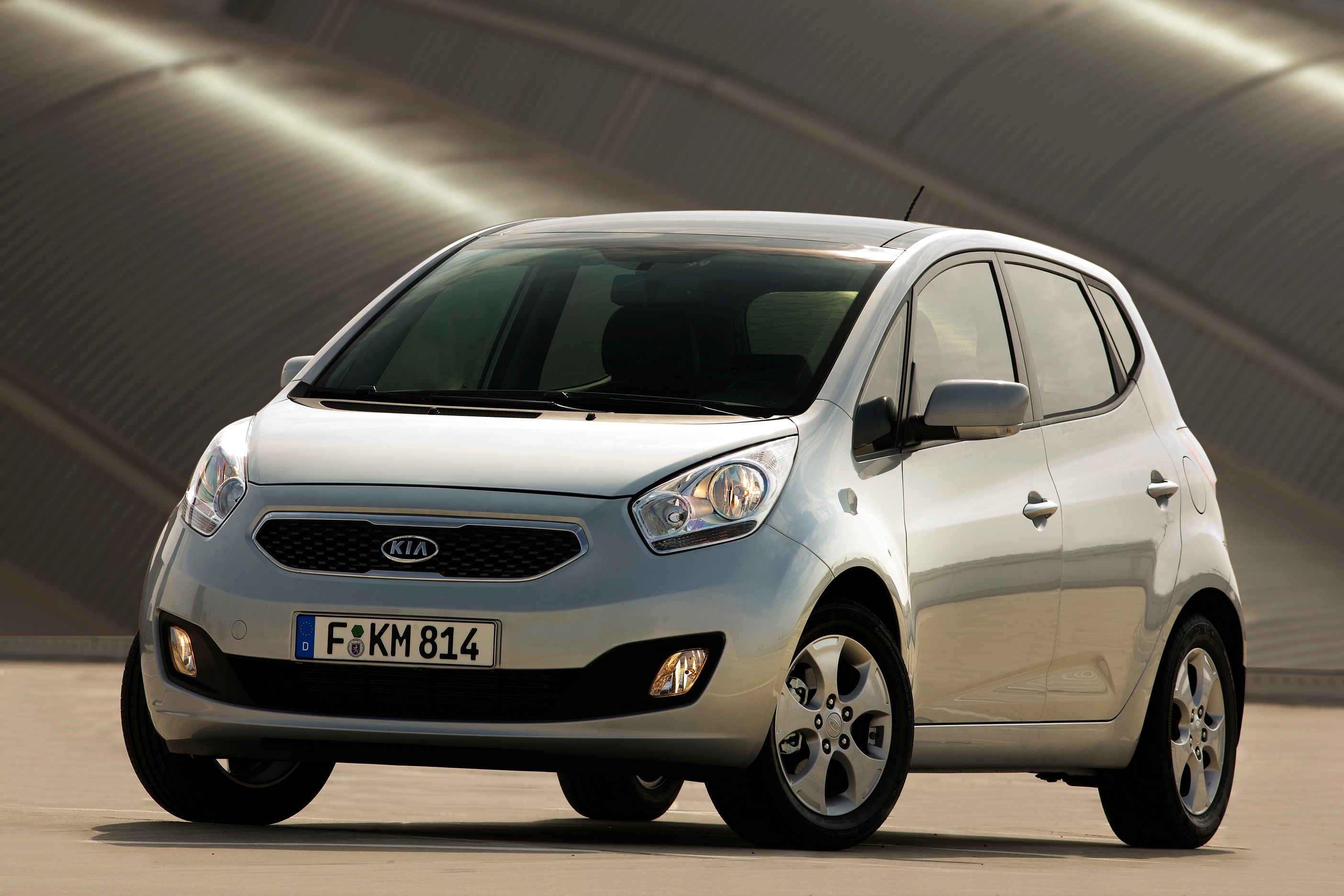 Kia Venga: 5 фото