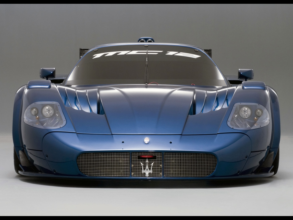 Maserati MC12: 11 фото