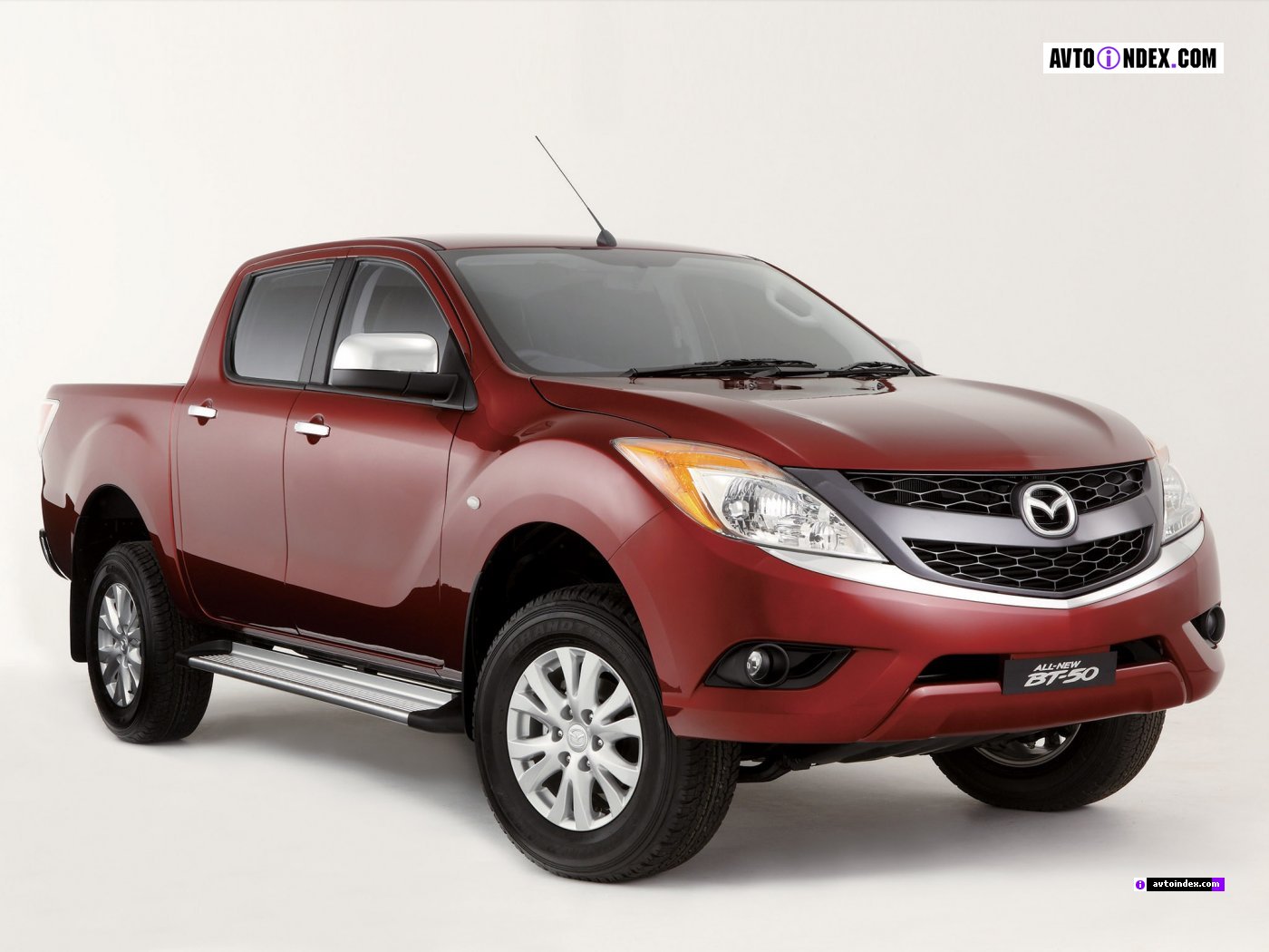 Mazda BT-50: 5 фото