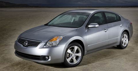 Nissan Altima Hybrid: 10 фото