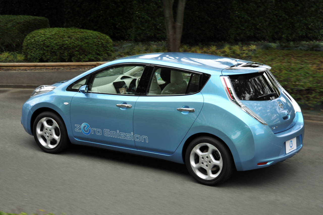 Nissan Leaf: 5 фото