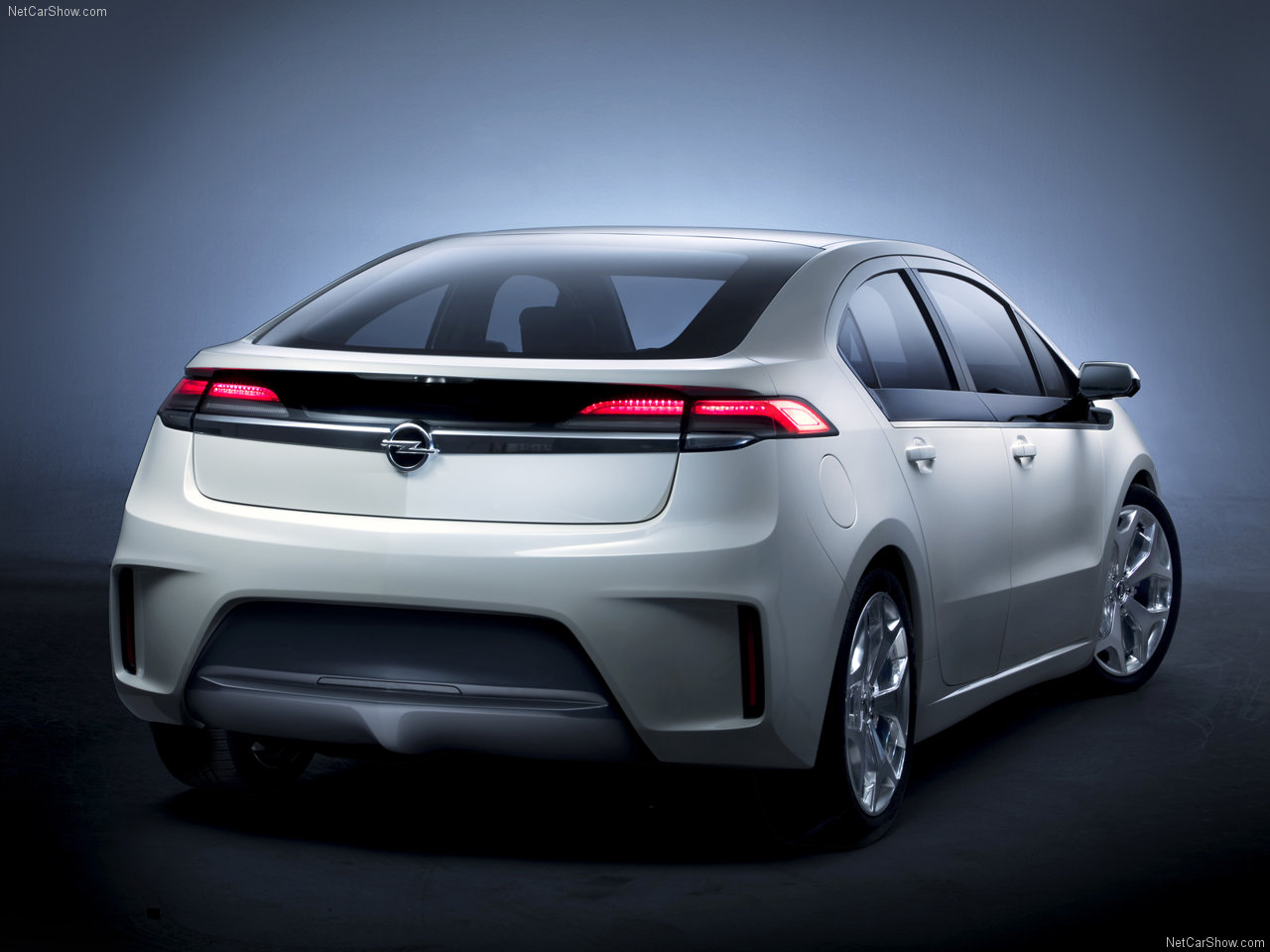 Opel Ampera