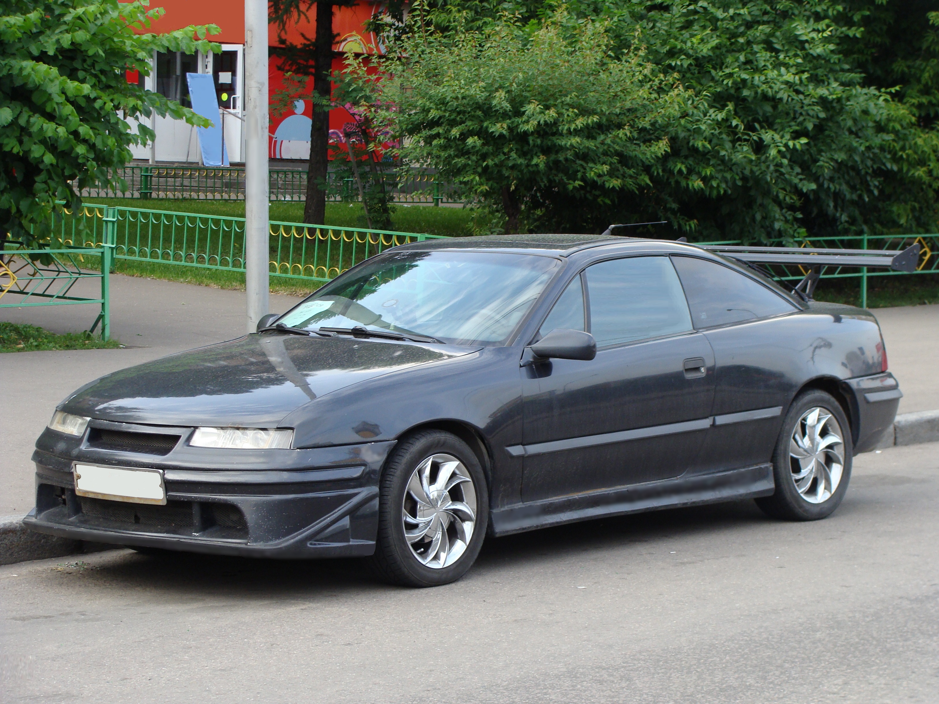 Opel Calibra: 3 фото