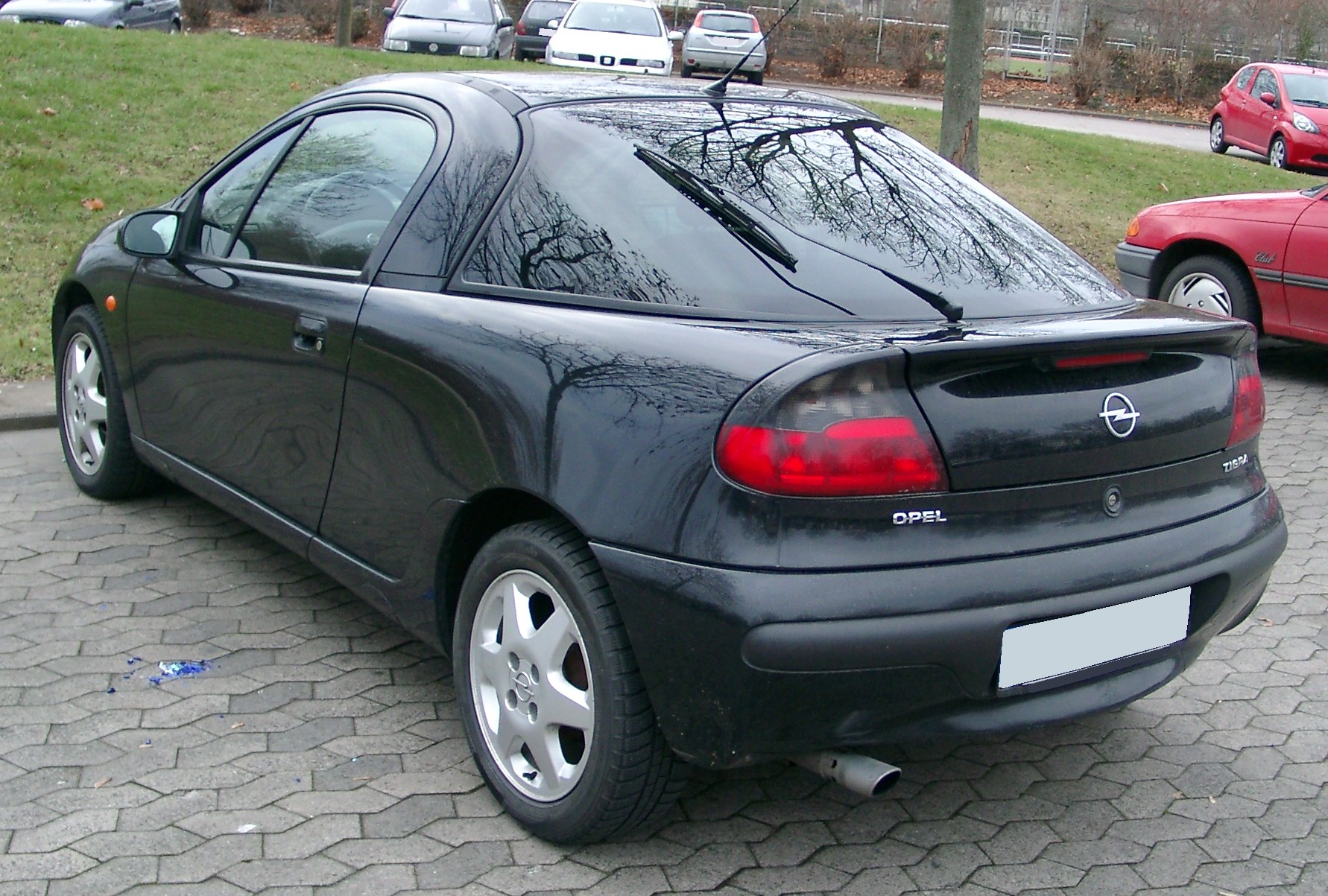 Opel Tigra: 3 фото