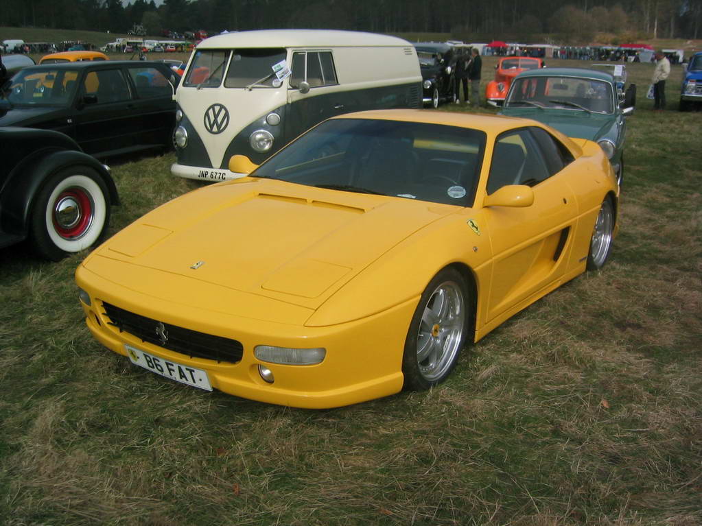 Pontiac Fiero: 7 фото