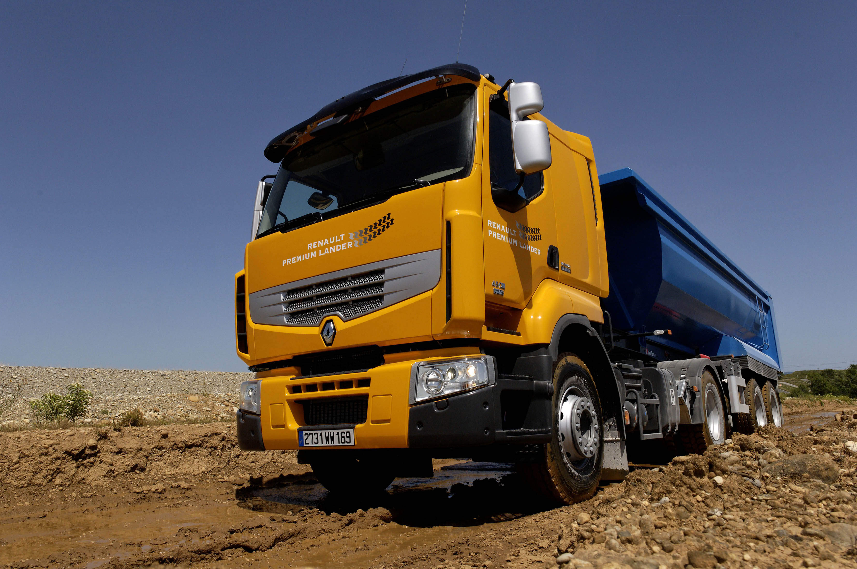 Renault Premium Lander: 9 фото