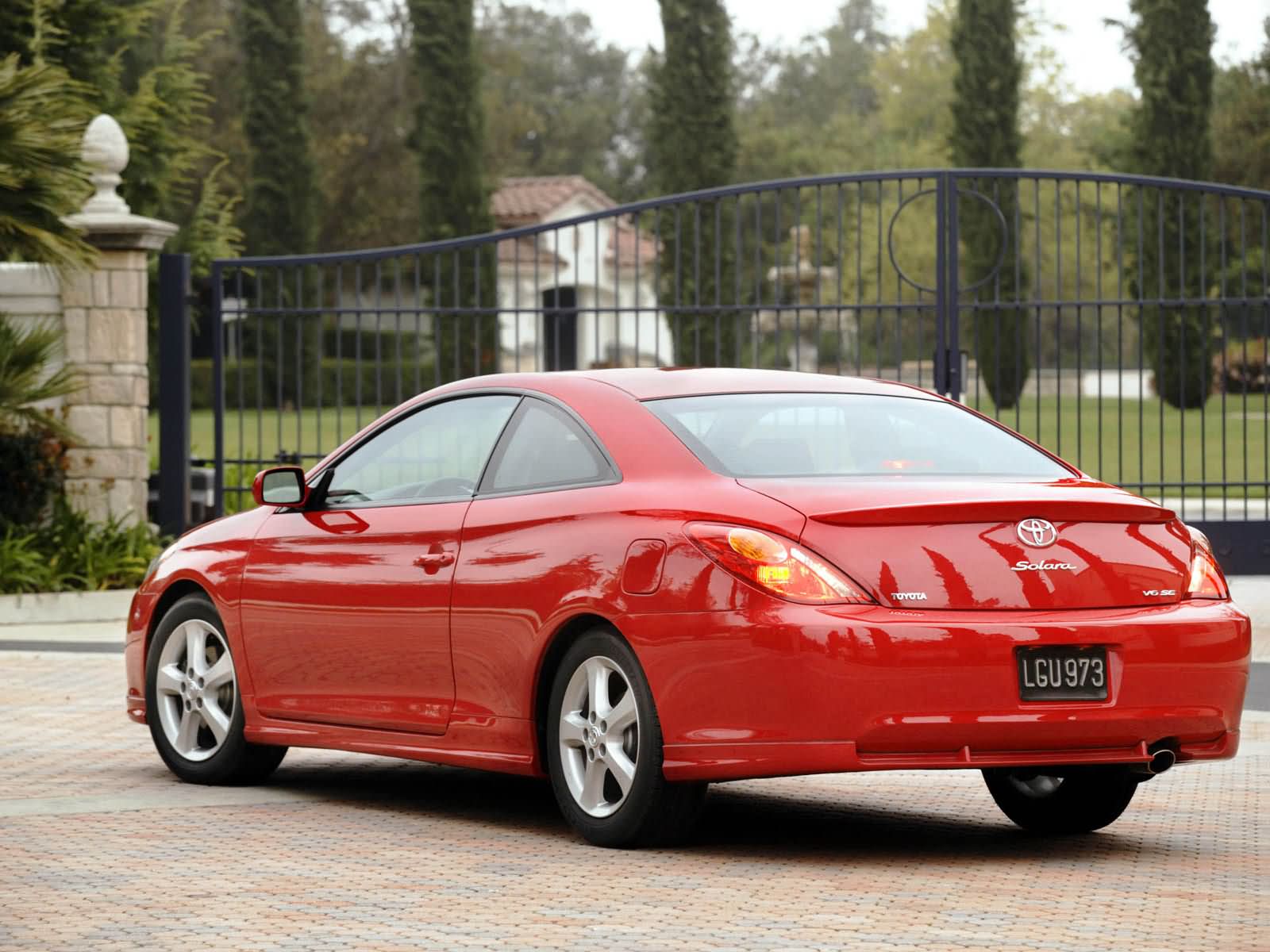 Toyota Camry Solara: 9 фото