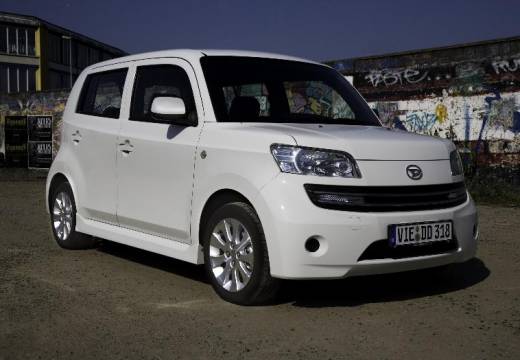 Daihatsu: 2 фото