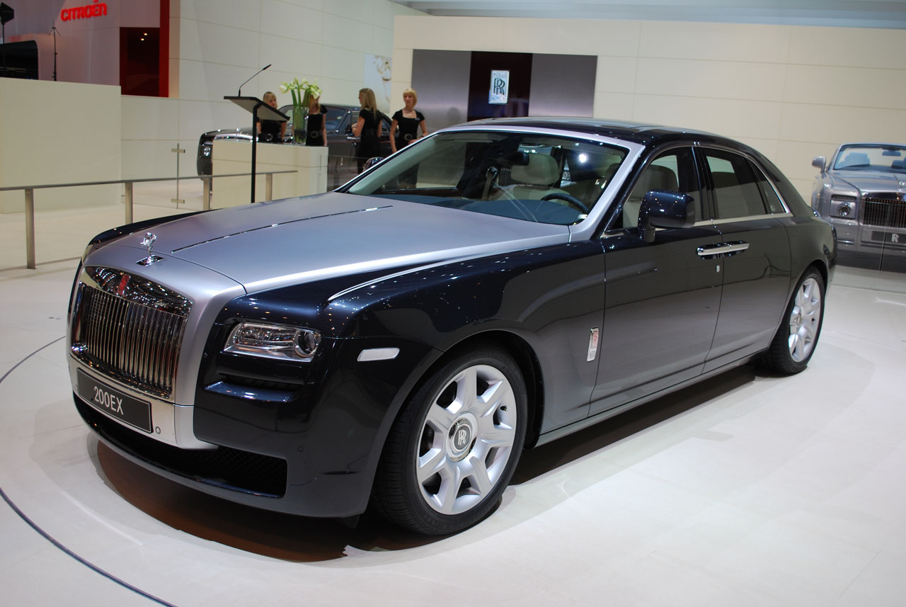 Rolls Royce: 12 фото
