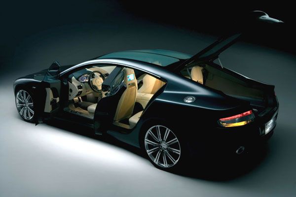 Aston Martin Rapide: 10 фото