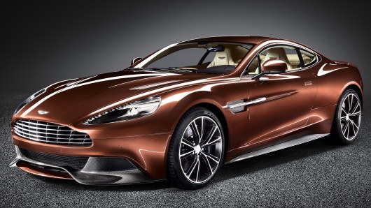 Aston Martin Vanquish I: 8 фото