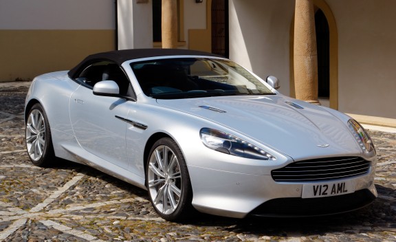 Aston Martin Virage Volante: 2 фото