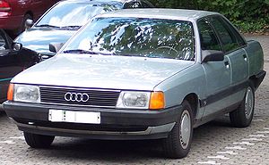 Audi 100: 01 фото