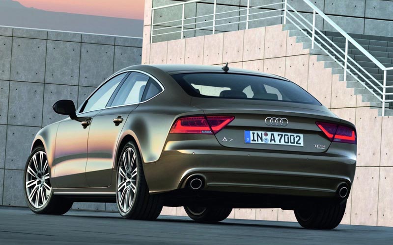 Audi A7: 7 фото