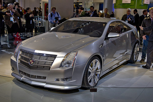 Cadillac CTS: 9 фото