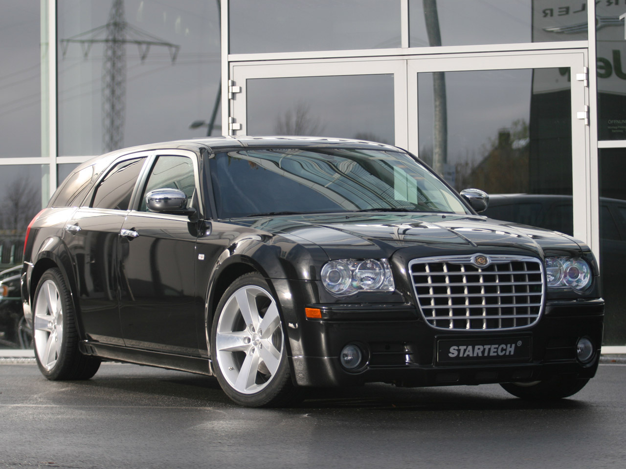 Chrysler 300C Touring: 3 фото