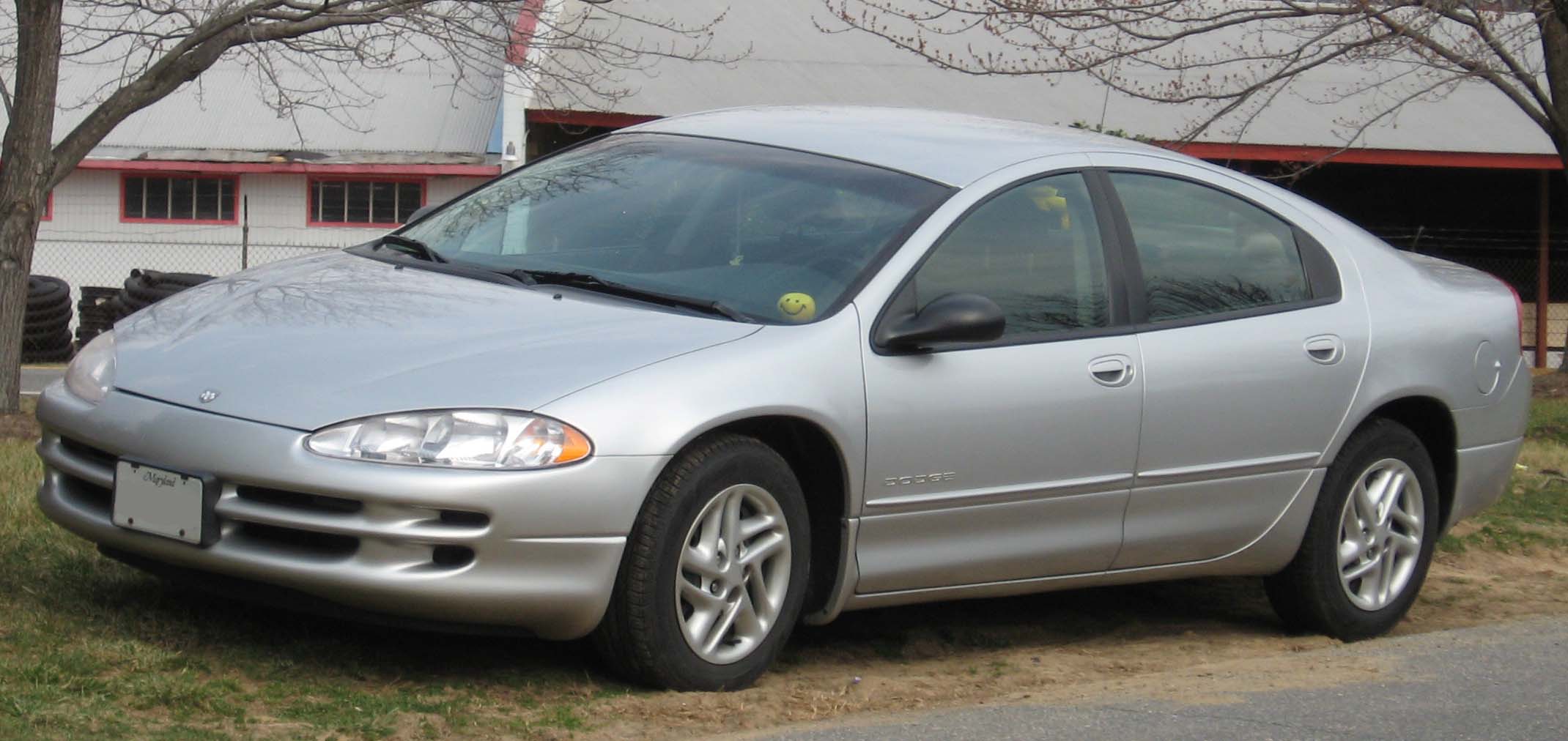 Dodge Intrepid: 4 фото