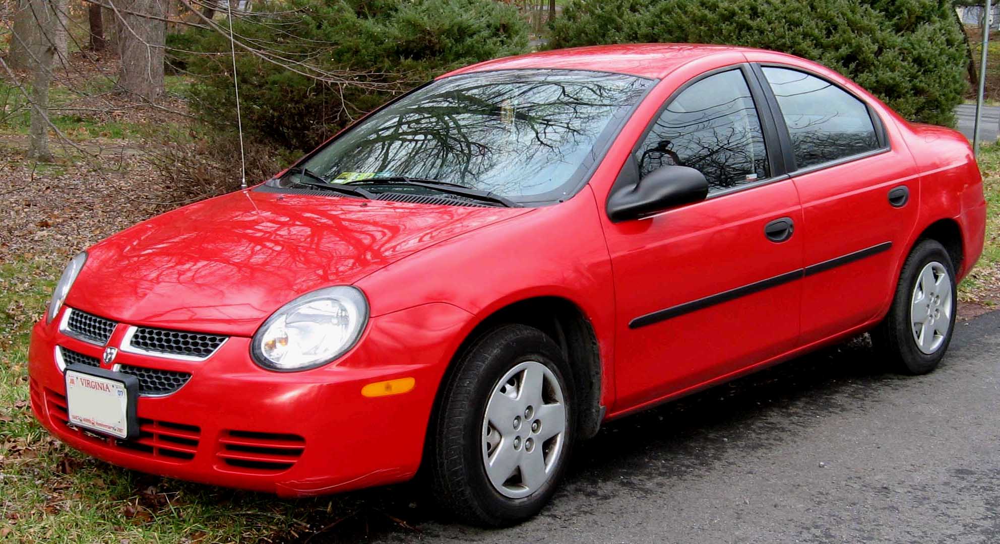 Dodge Neon: 9 фото