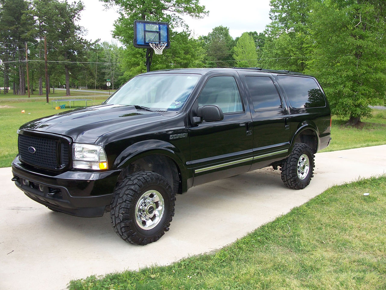 Ford Excursion: 03 фото