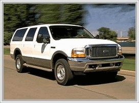 Ford Excursion: 12 фото