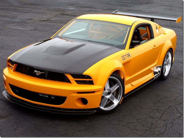Ford Mustang: 12 фото