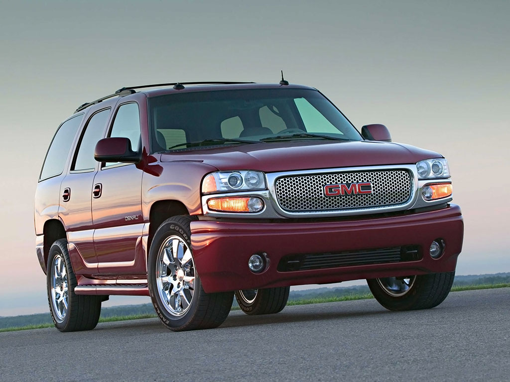 GMC Yukon: 7 фото