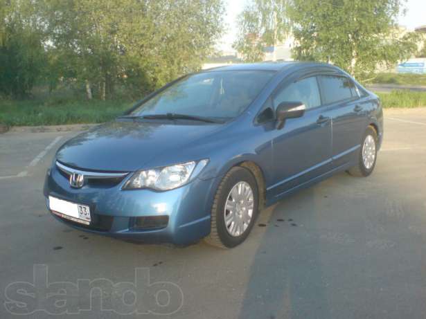 Honda Civic 4D VIII: 6 фото