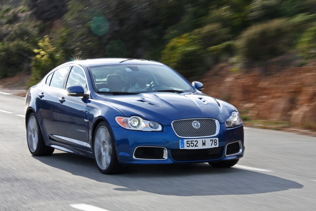 Jaguar XFR: 5 фото