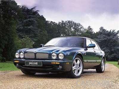 Jaguar XJR