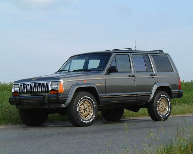 Jeep Cherokee XJ: 11 фото