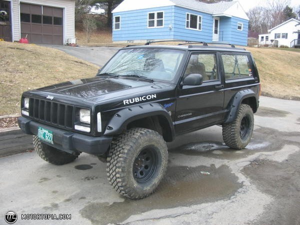 Jeep Cherokee: 11 фото