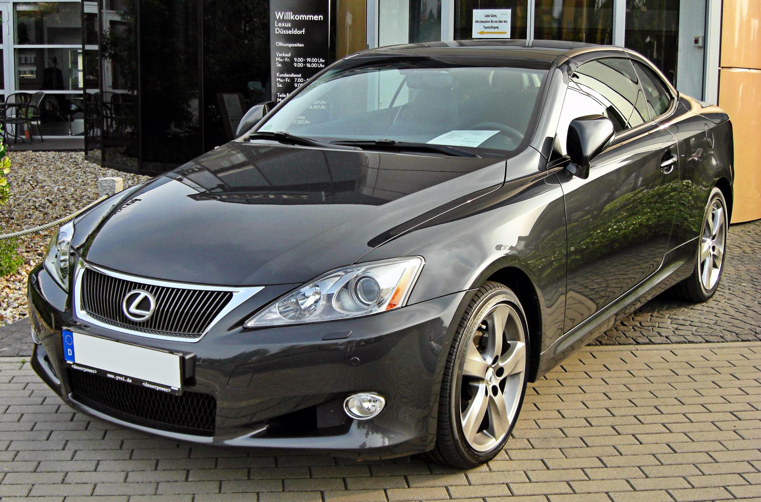 Lexus IS 250C: 8 фото