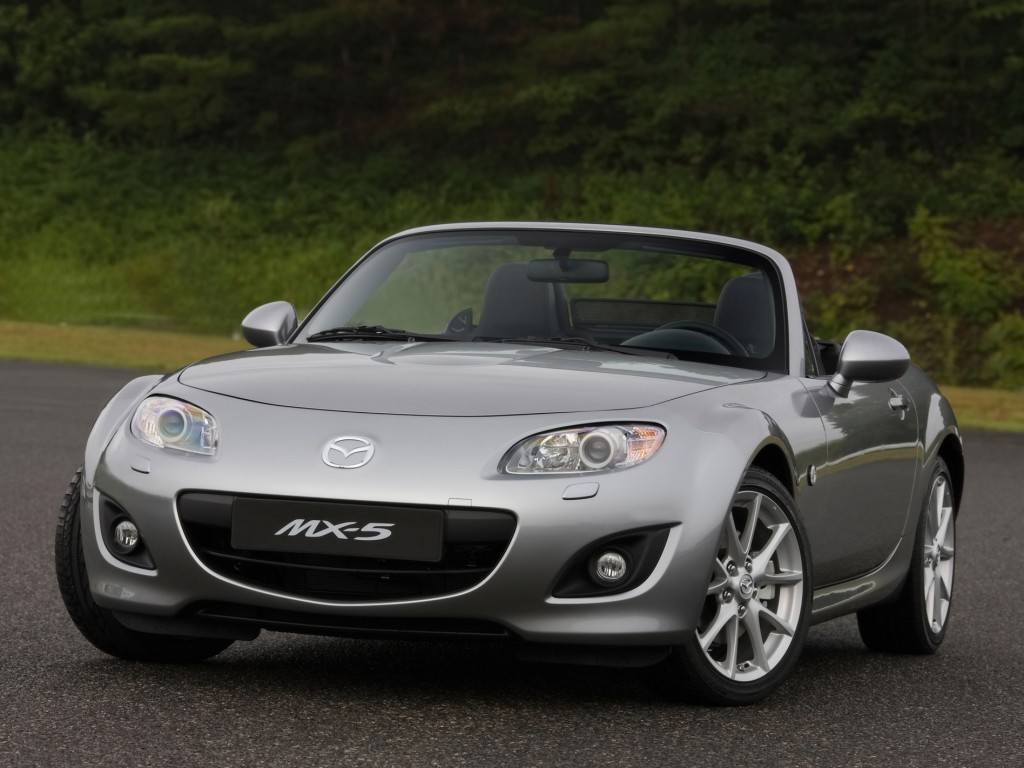 Mazda MX-5 II: 10 фото