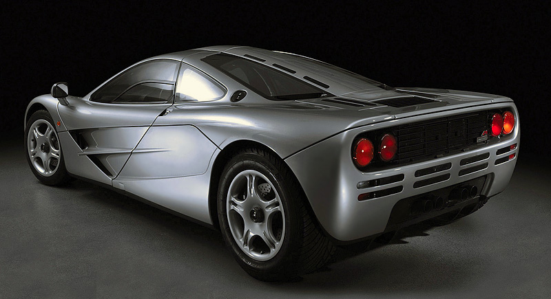 McLaren F1: 9 фото