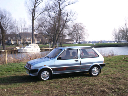 MG Metro: 2 фото