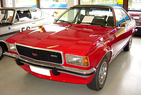 Opel Commodore: 7 фото