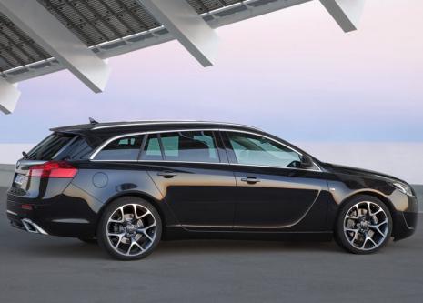 Opel Insignia OPC: 10 фото