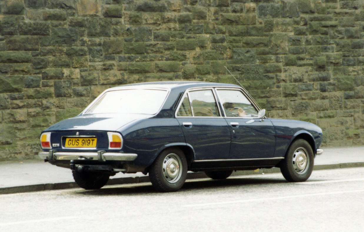 Peugeot 504: 2 фото