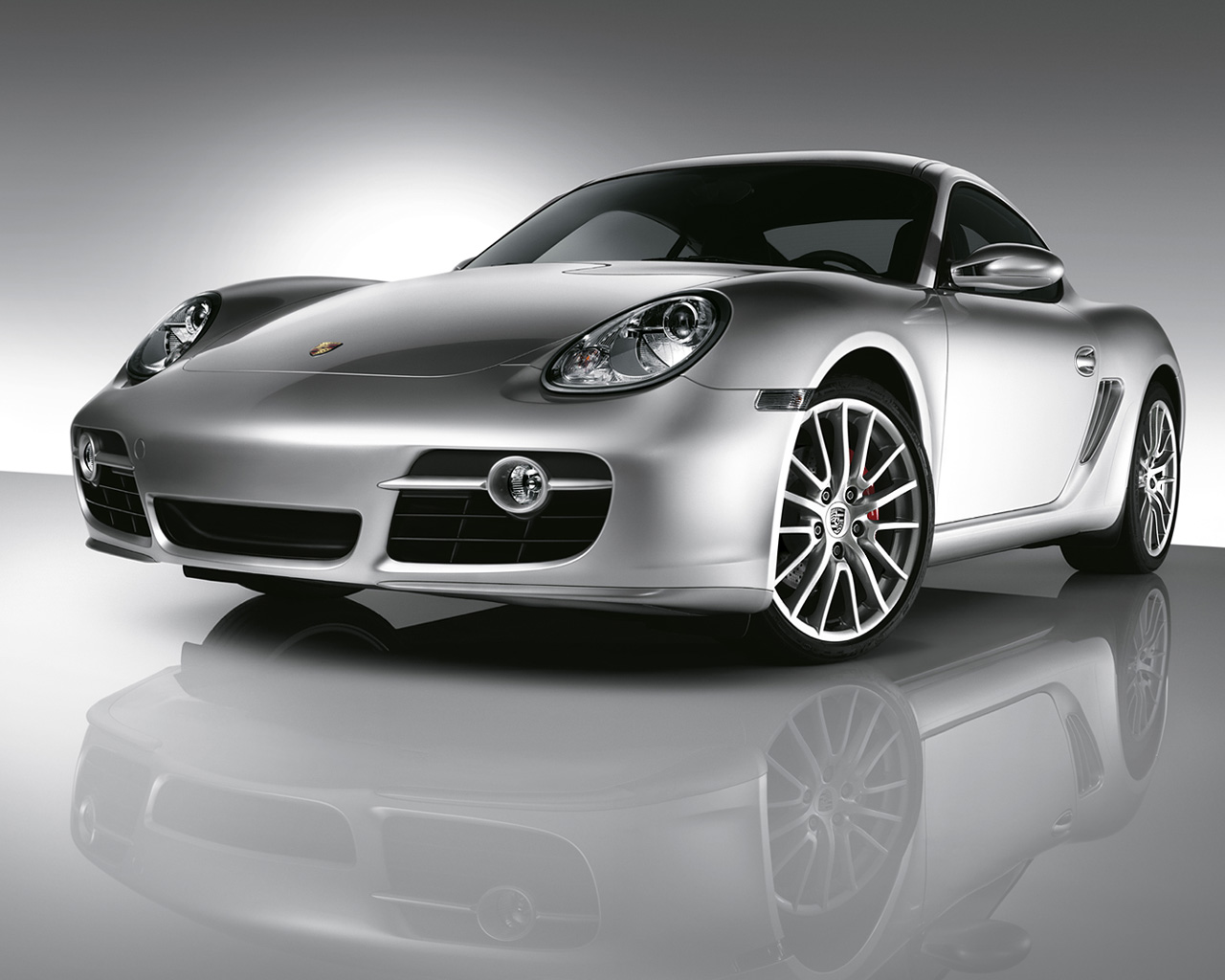 Porsche Cayman: 3 фото