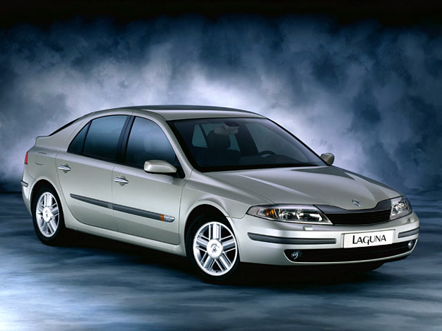 Renault Laguna II: 7 фото