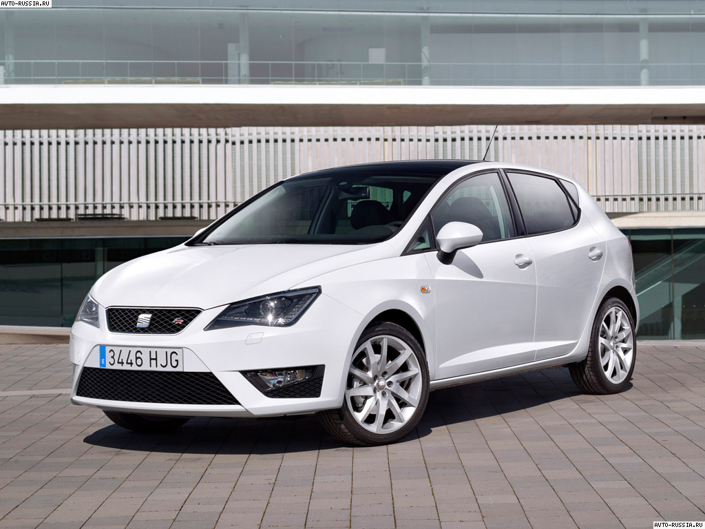 SEAT Ibiza FR: 2 фото