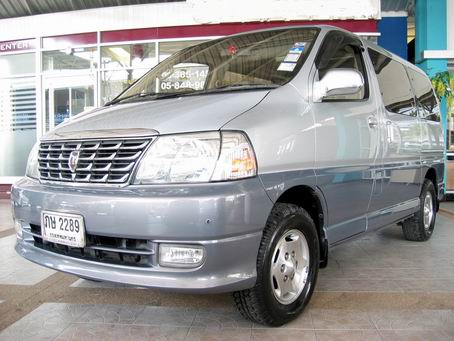 Toyota Grand Hiace: 5 фото